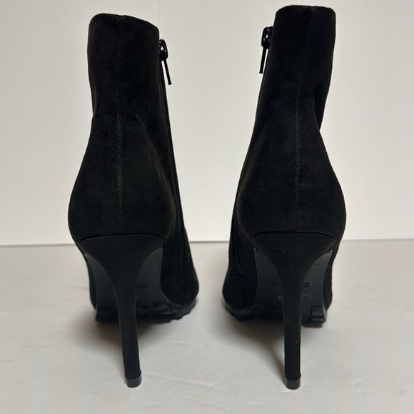 Thalia Sodi, Rhodes, Black Ankle Booties Faux Suede - Picture 5 of 10